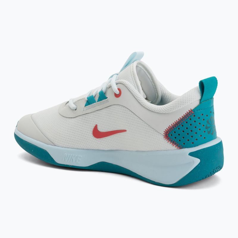 Pantofi Nike Omni Multi-Court off white/energy/glacier blue 3