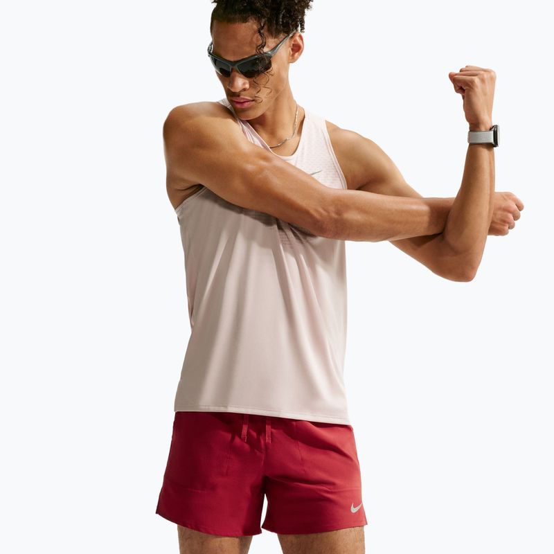 Pantaloni scurți bărbați Nike Stride Dri-Fit Brief-Lined 5" tough red 4