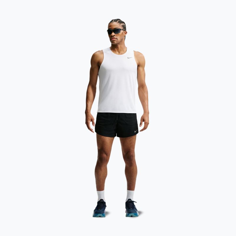 Pantaloni scurți de alergare pentru bărbați Nike Stride black 2
