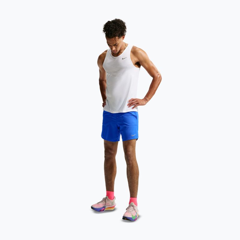 Pantaloni scurți de alergare pentru bărbați Nike Stride Dri-Fit 2in1 7" hyper royal 2