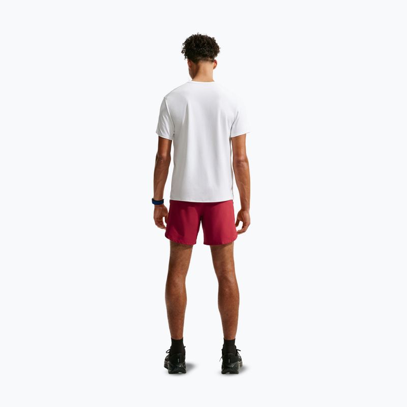 Pantaloni scurți de alergare pentru bărbați Nike Stride Dri-Fit 2in1 7" tough red 3