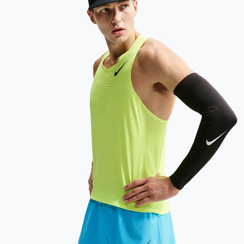 Pantaloni scurți de alergare pentru bărbați Nike AeroSwift light current blue/black 4
