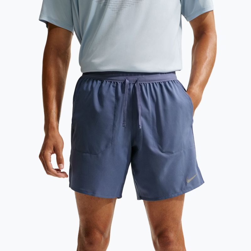 Pantaloni scurți de alergare pentru bărbați Nike Stride Dri-Fit Brief-Lined 7" diffused blue 4