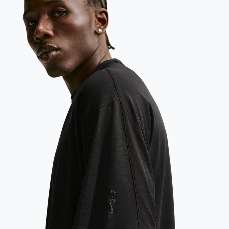 Tricou de antrenament bărbați Nike 24.7 ImpossiblySoft Light black/black/dark smoke grey 4