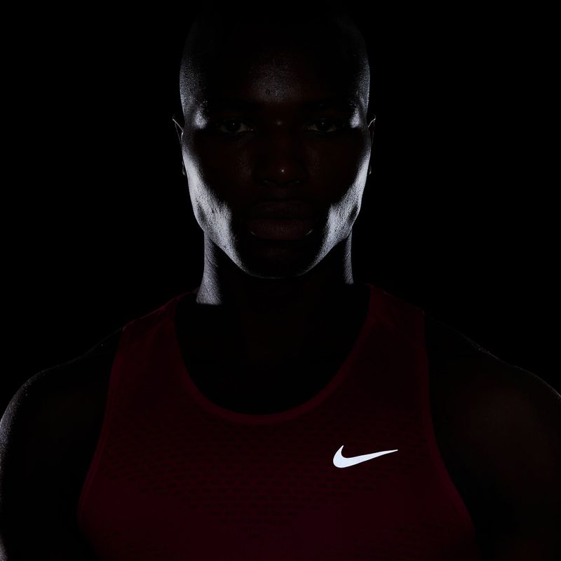 Tricou de alergare pentru bărbați Nike Stride tough red 4