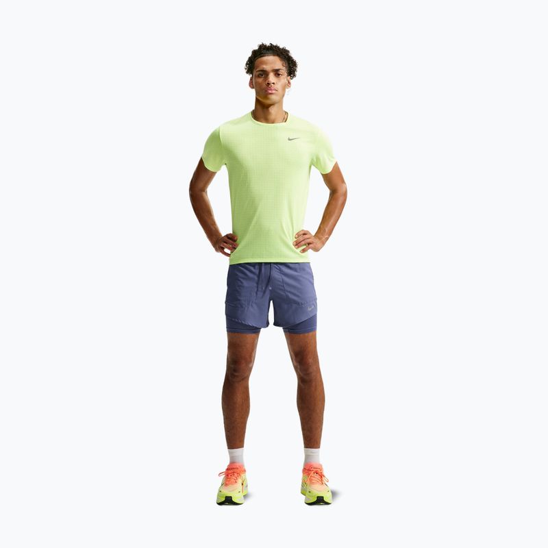 Pantaloni scurți de alergare pentru bărbați Nike Stride diffused blue 2