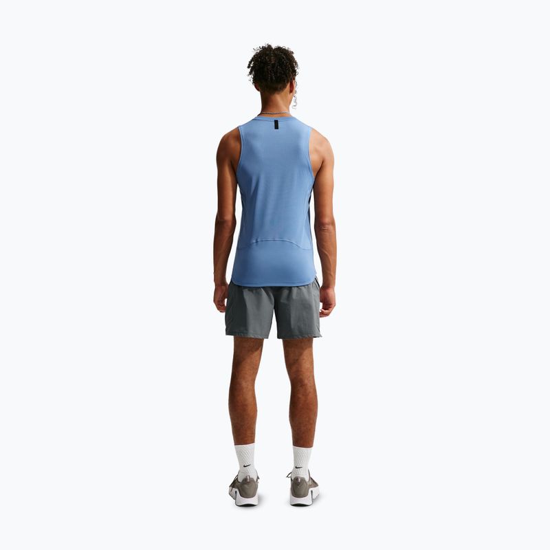 Pantaloni scurți de antrenament pentru bărbați Nike Pro Training smoke grey/smoke grey/black 3