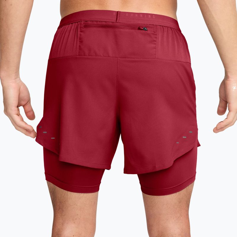 Pantaloni scurți de alergare pentru bărbați Nike Stride tough red 2