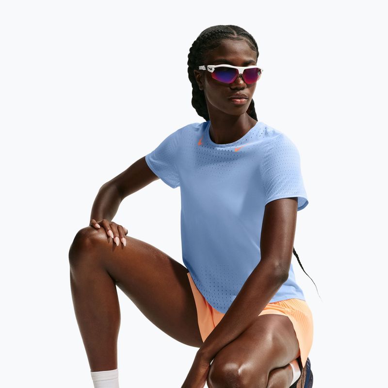 Tricou de alergare pentru femei Nike AeroSwift aluminum/atomic pink 4
