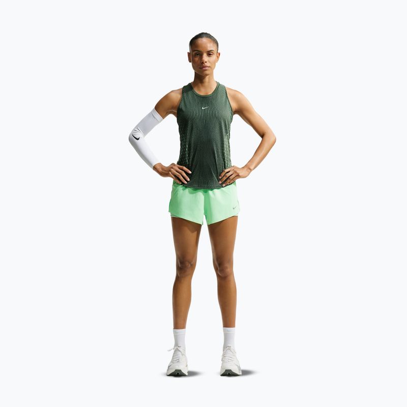 Tricou de alergare pentru femei Nike Swift Aero-FIT Tank Top black/light green spark 2