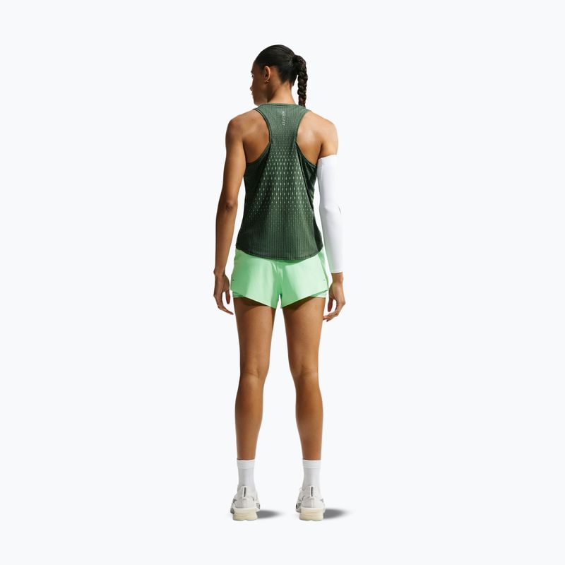Tricou de alergare pentru femei Nike Swift Aero-FIT Tank Top black/light green spark 3