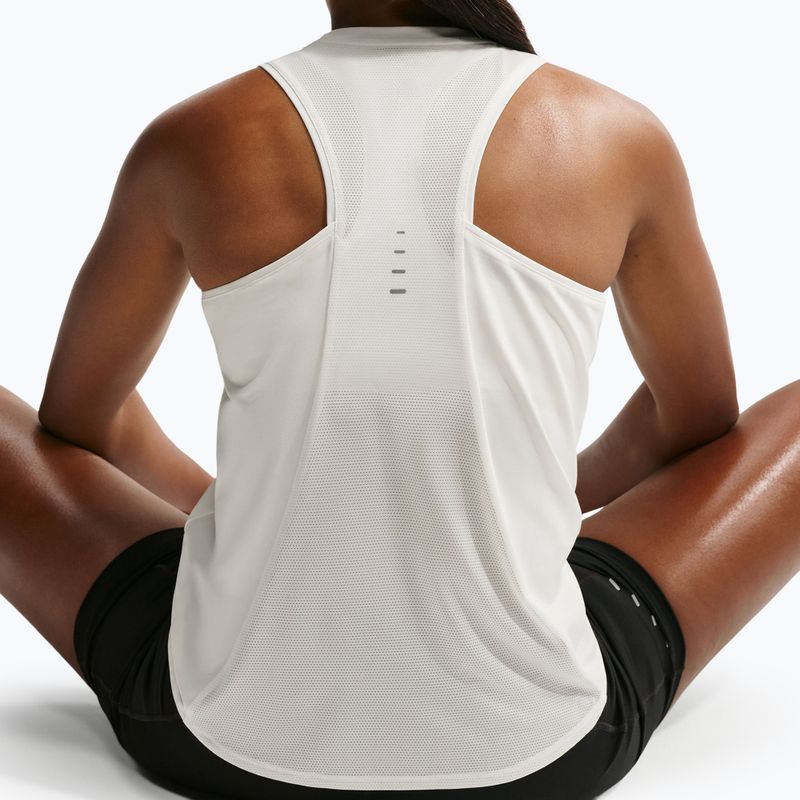 Tricou de alergare pentru femei Nike Swift Dri-Fit Tank Top sail 5