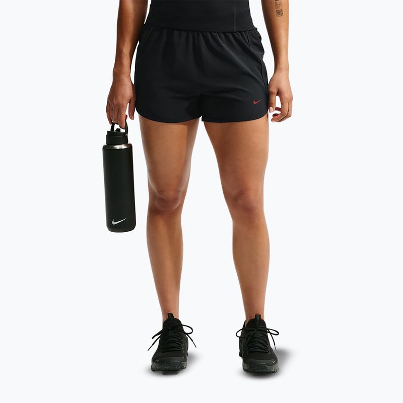 Pantaloni scurți de antrenament pentru femei Nike One black/black/university red