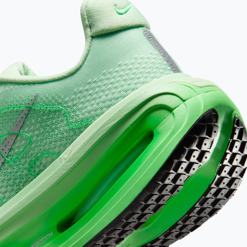 Încălțăminte de alergare pentru femei Nike Vomero Premium cucumber calm/metallic silver 8