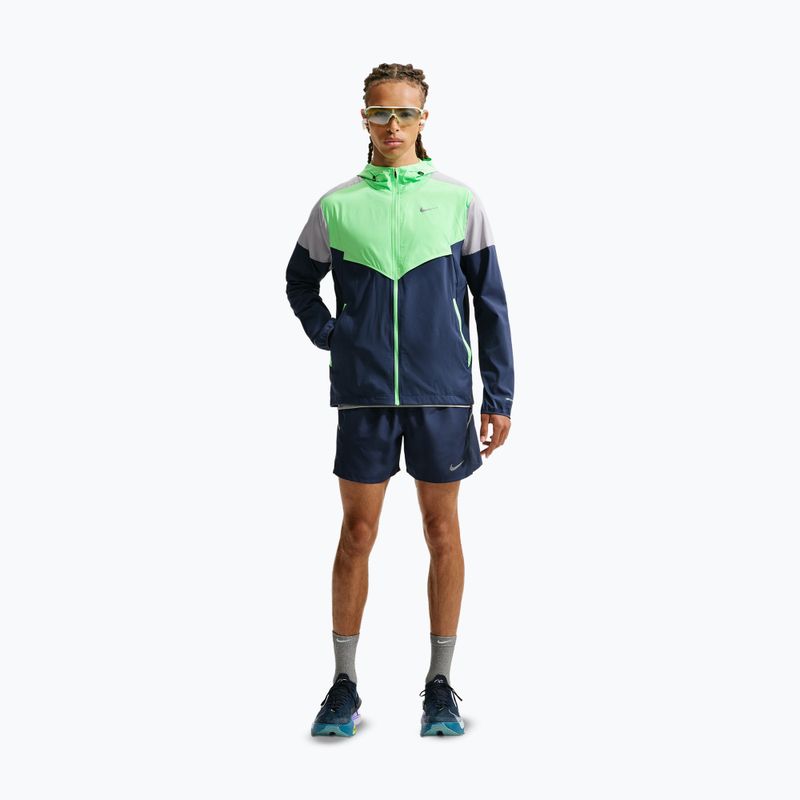 Geacă de alergare pentru bărbați Nike Impossibly Light Windrunner midnight navy/illusion green/wolf grey 2