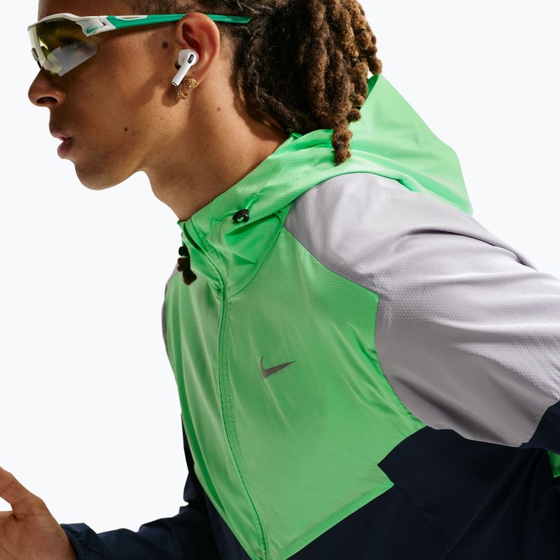 Geacă de alergare pentru bărbați Nike Impossibly Light Windrunner midnight navy/illusion green/wolf grey 6