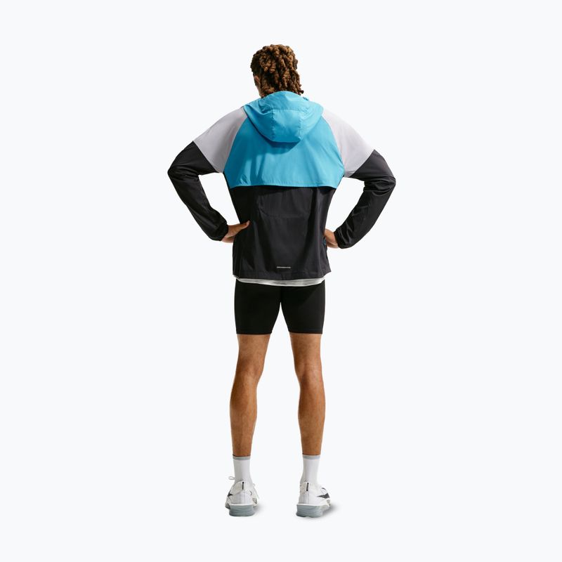Geacă de alergare pentru bărbați Nike Impossibly Light Windrunner black/light current blue/wolf grey 3