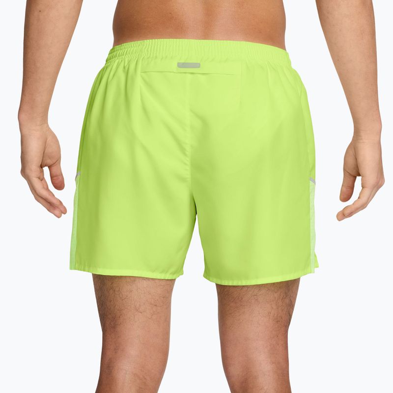 Pantaloni scurți pentru bărbați Nike Miler Dri-Fit Brief Lined 5" light lemon twist 2
