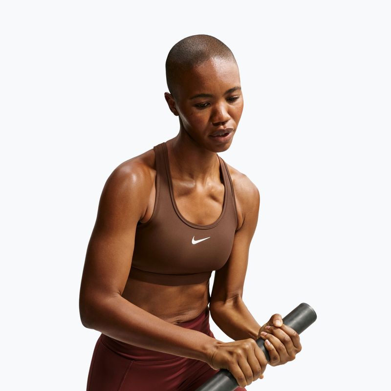 Sutien de antrenament pentru femei Nike Swoosh Medium Support cacao wow/white 4
