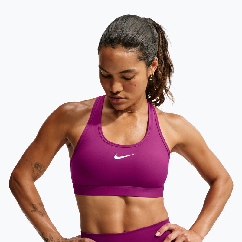 Sutien de antrenament pentru femei Nike Swoosh Medium Support true berry/white 4