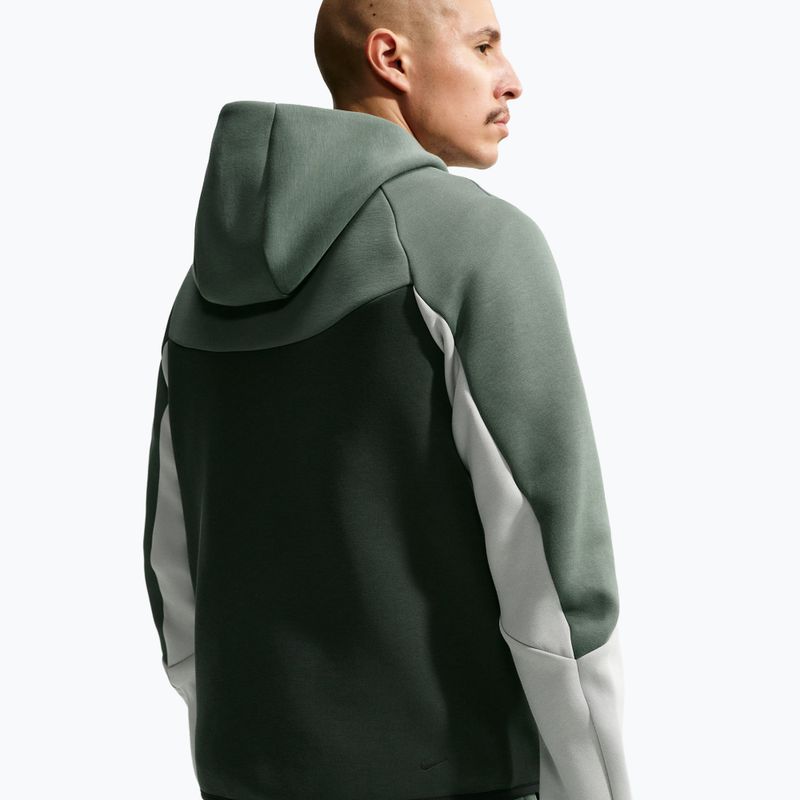 Bluză pentru bărbați Nike Tech Windrunner Full Zip camo green/black spruce/chrome yellow 5