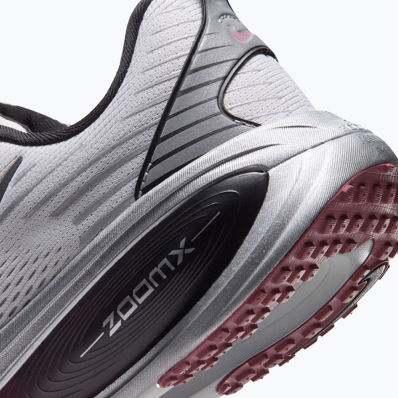 Încălțăminte de alergare pentru femei Nike Vomero 18 vast grey/metallic silver/black 6