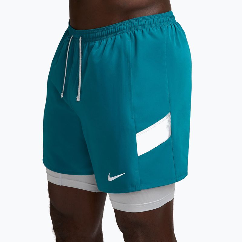 Pantaloni scurți de alergare pentru bărbați Nike Miler Dri-Fit 2in1 5" bright spruce 3