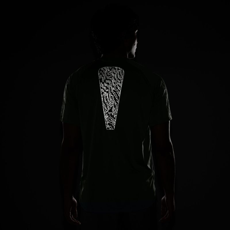 Tricou de alergare pentru bărbați Nike Stride grey fog 4