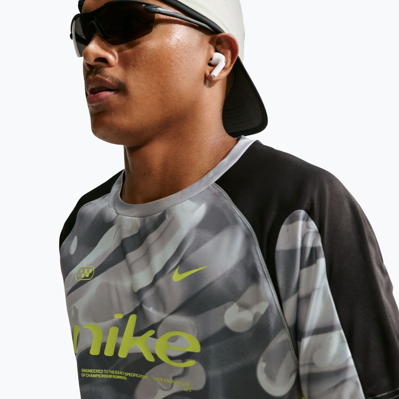 Tricou de alergare pentru bărbați Nike Dri-FIT Printed SS smoke grey/black/light lemon twist 6