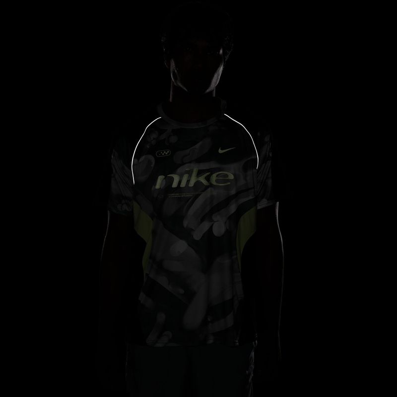 Tricou de alergare pentru bărbați Nike Dri-FIT Printed SS smoke grey/black/light lemon twist 7
