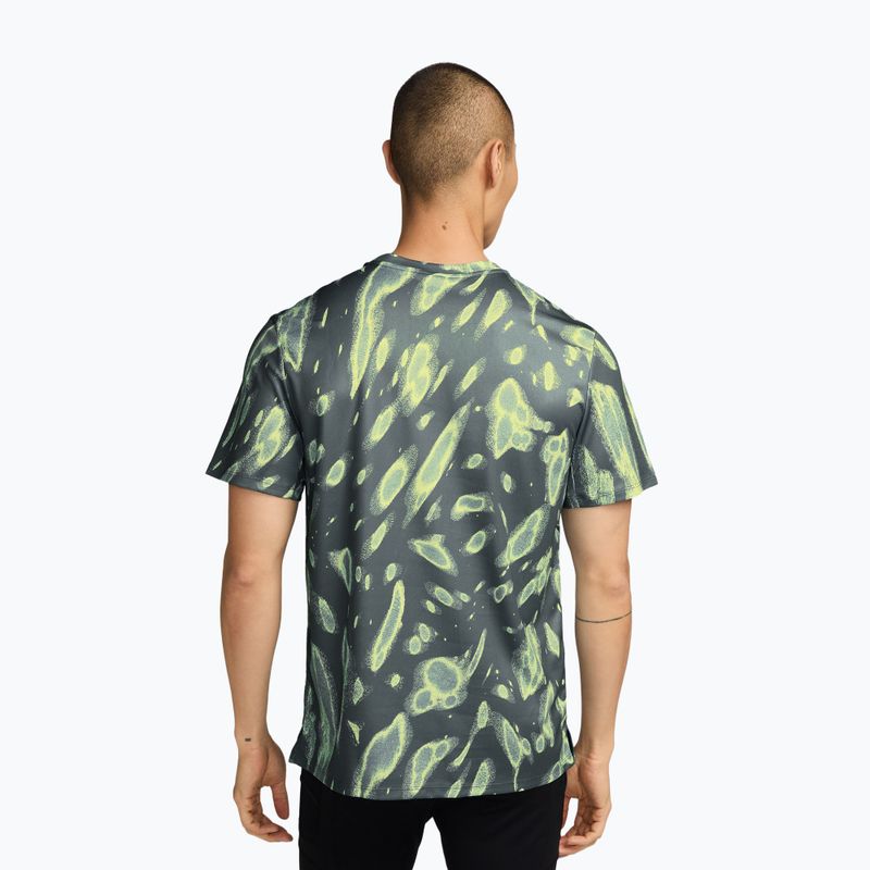 Tricou de alergare pentru bărbați Nike Miler Dri-Fit UV camo green 2