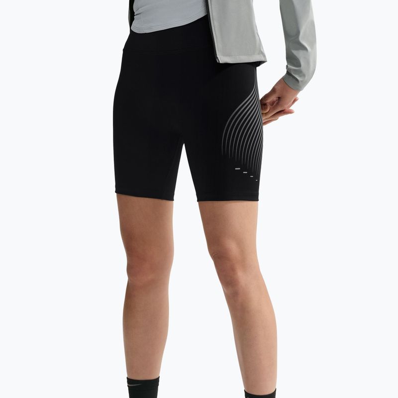 Pantaloni scurți de alergare pentru femei Nike Swift black 4