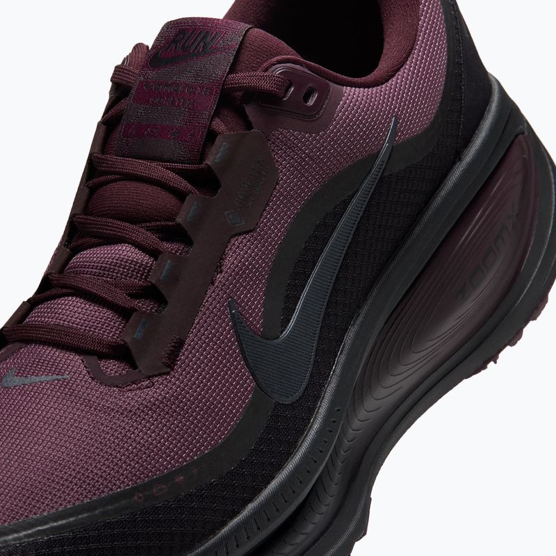 Încălțăminte de alergare pentru bărbați Nike Vomero 18 GORE-TEX burgundy crush/burgundy crush/black 5