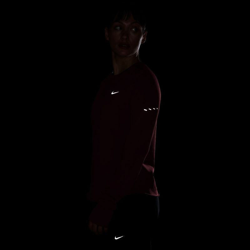 Bluză pentru femei de alergare Nike Swift pink smoke 4