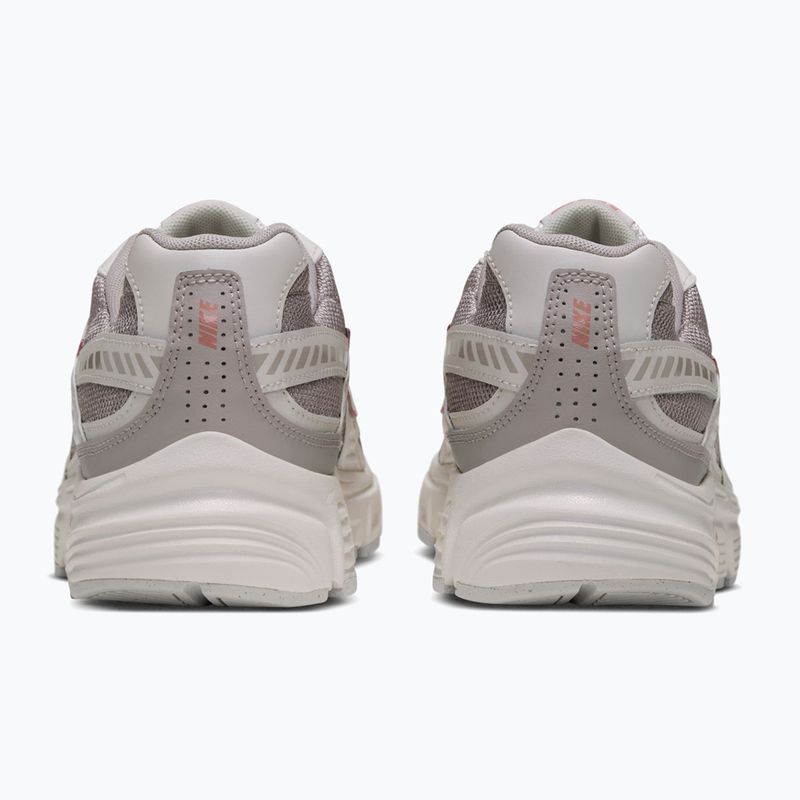 Încălțăminte pentru femei Nike Initiator phantom/rust pink/moon particle 2