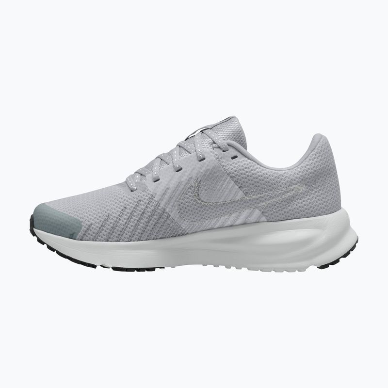 Încălțăminte de alergare pentru femei Nike Run Defy wolf grey/off white/metallic silver 2