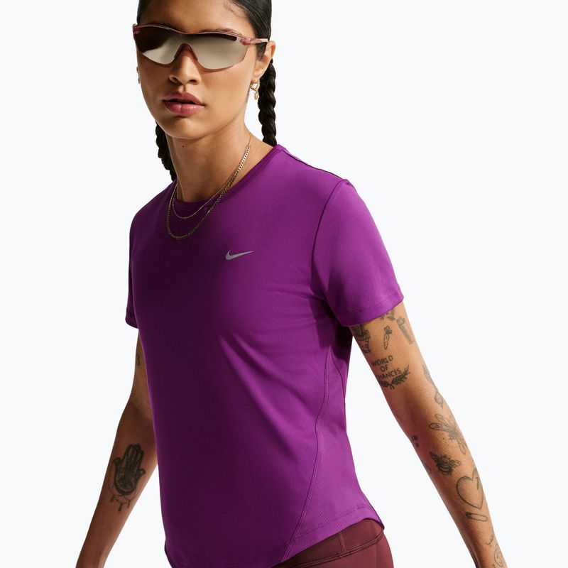 Tricou de alergare pentru femei Nike Tempo SS bold berry 4