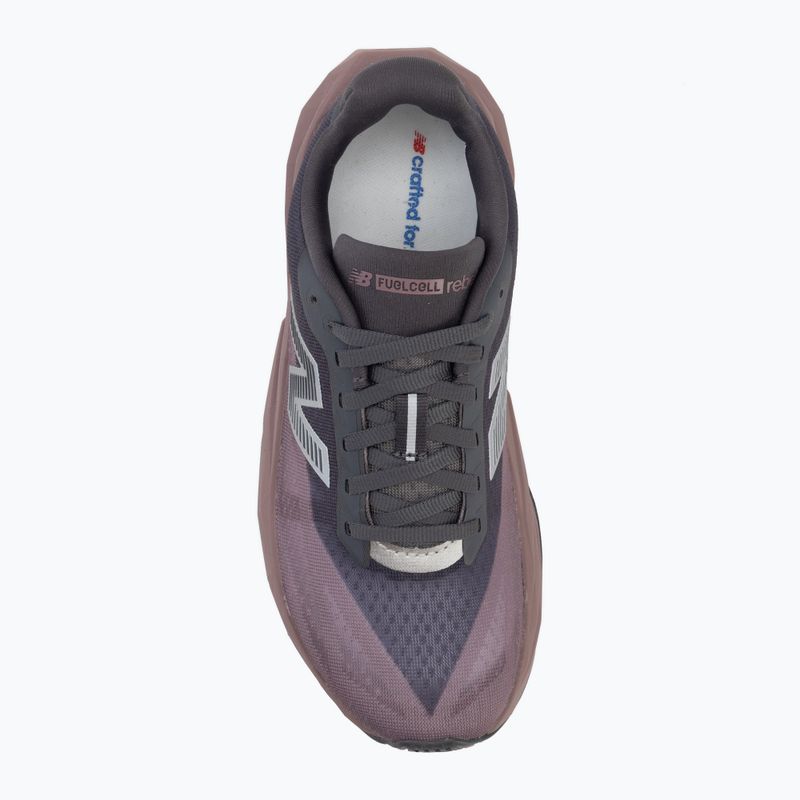 Încălțăminte de alergare pentru femei New Balance FuelCell Rebel V5 magnet/pebble 5
