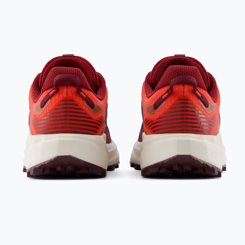 Încălțăminte de alergare pentru femei New Balance Rebel V1 podium red/neo flame 5