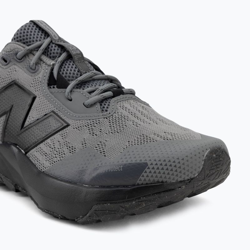 Încălțăminte de alergare pentru bărbați New Balance Dynasoft Nitrel V6 black/dark night/neo flame 7