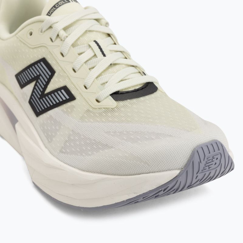 Încălțăminte de alergare pentru bărbați New Balance FuelCell Rebel V5 pistachio butter/digital mist 7