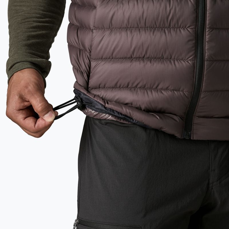 Vestă pentru bărbați Patagonia Down Sweater den brown 4