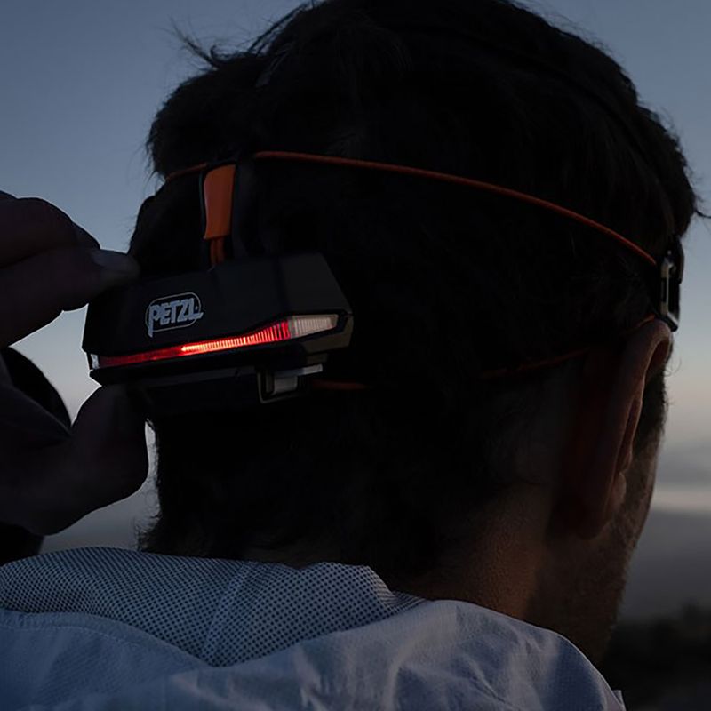 Lanternă frontală Petzl Nao RL negru E105AA00 10