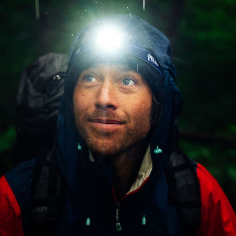Lanternă frontală Petzl Tikka Core albastru E067AA01 2