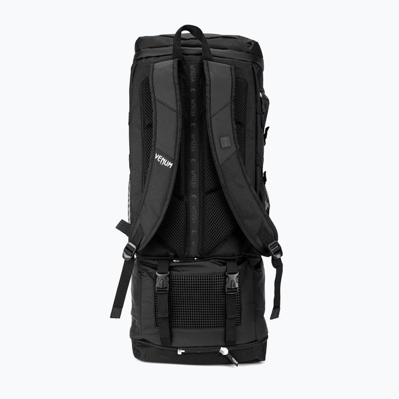 Rucsac de antrenament Venum Challenger Xtrem Evo negru și alb 03831-108 2