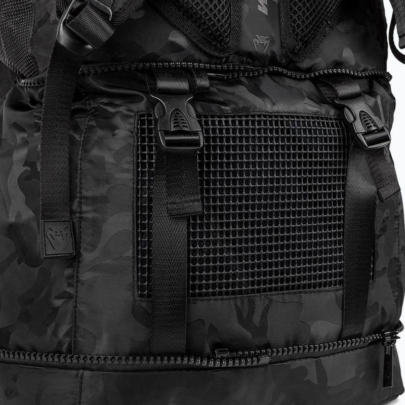 Rucsac de antrenament Venum Challenger Xtrem negru / camuflaj întunecat pentru antrenament 9