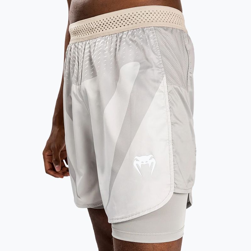 Pantaloni scurți pentru bărbați Venum Attack Fight beige 5