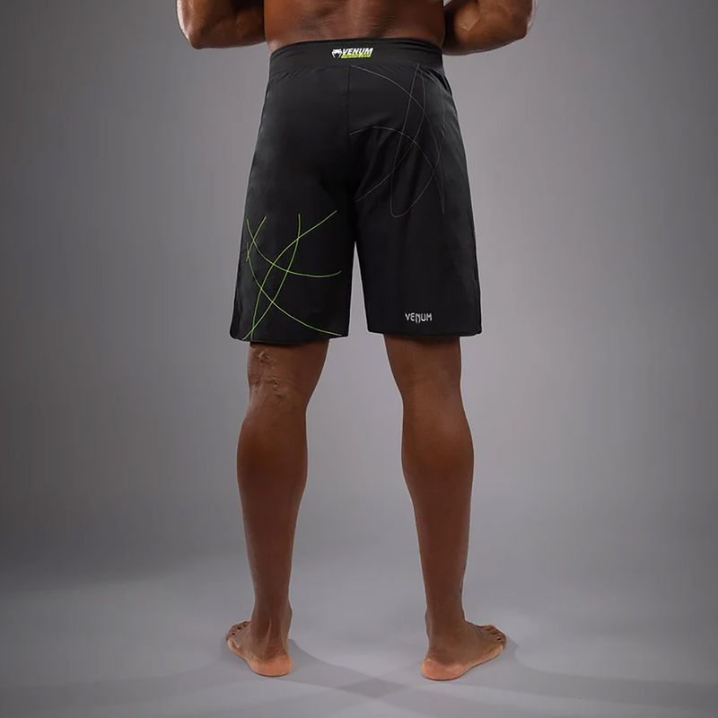 Pantaloni scurți de antrenament pentru bărbați Venum Training Camp 4.0 black/neo green 3