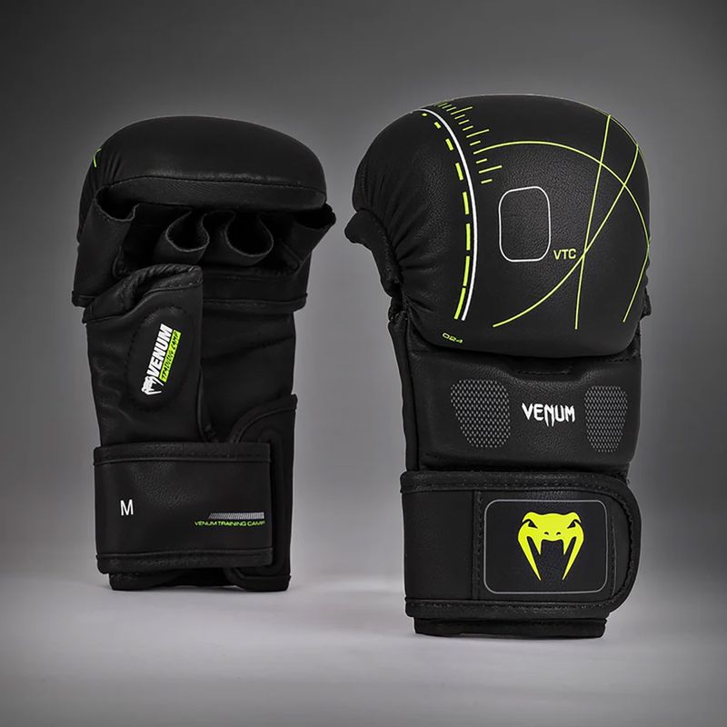 Mănuși de sparing Venum Training Camp 4.0 black/neo green 2