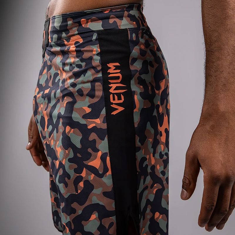Pantaloni scurți de antrenament pentru bărbați Venum Jungle Ops canyon camo 5